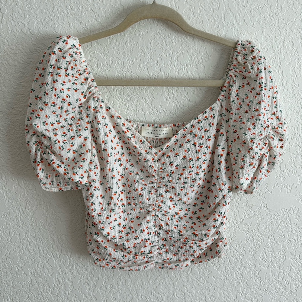 American Threads Puffy Sleeve Top